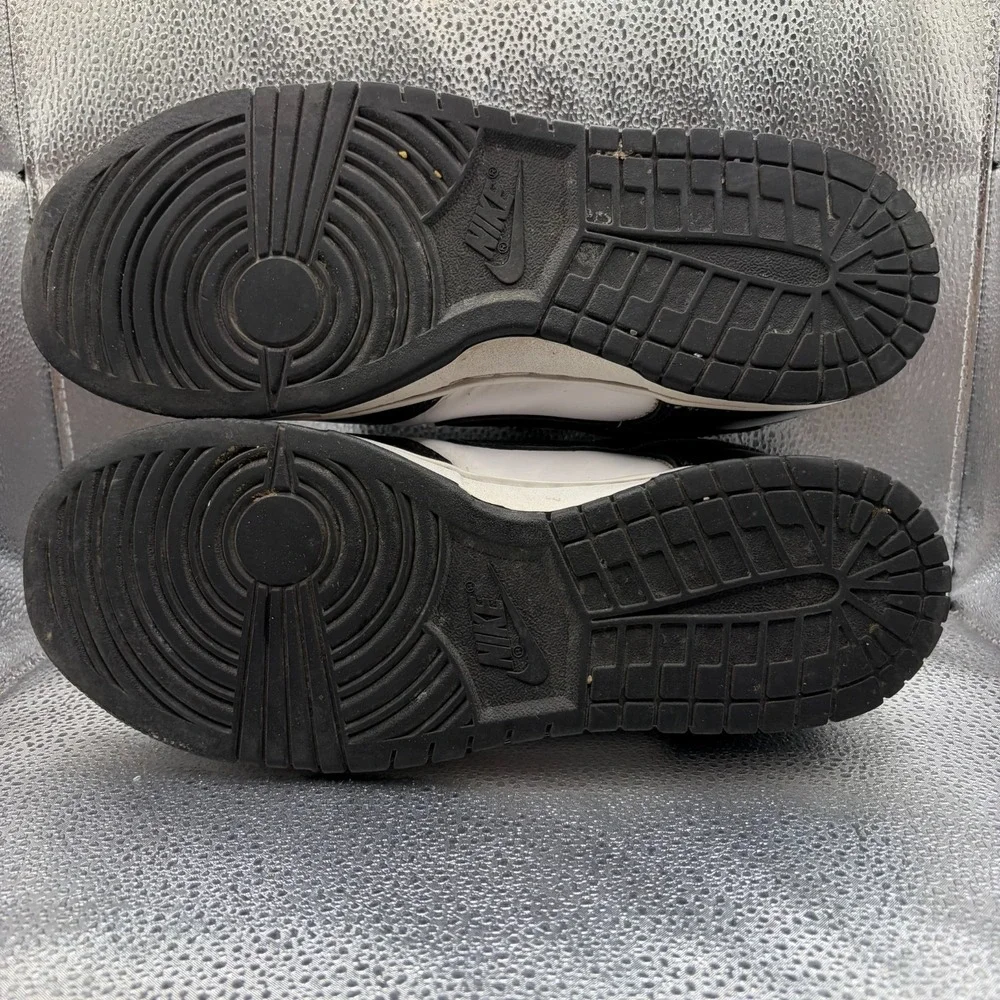 Size 9.5 Nike Dunk Low Retro Panda Black White Comfort Sneaker Shoes‎ DD1391-100